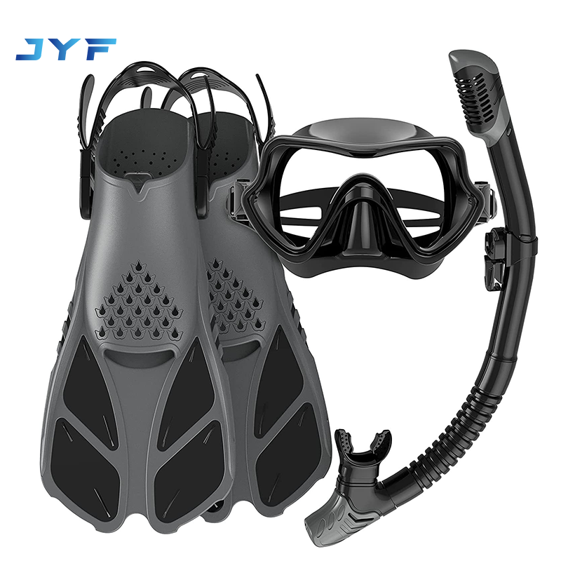 custom snorkel and diving mask