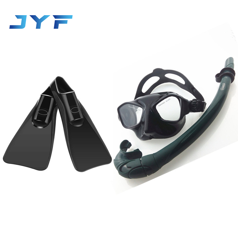 diving set with fins